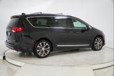 Thumbnail of 2017 Brilliant Black Crystal Pearlcoat Chrysler Pacifica