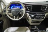 Thumbnail of 2017 Brilliant Black Crystal Pearlcoat Chrysler Pacifica