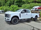 Thumbnail of 2025 Oxford White Ford F-350