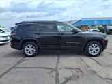 Thumbnail of 2022 Diamond Black Crystal Pearlcoat Jeep Grand Cherokee L