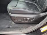 Thumbnail of 2022 Diamond Black Crystal Pearlcoat Jeep Grand Cherokee L