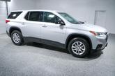 Thumbnail of 2020 Silver Ice Metallic Chevrolet Traverse