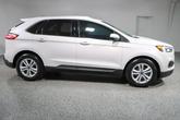 Thumbnail of 2020 White Ford Edge