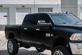 Thumbnail of 2017 Brilliant Black Crystal Pearlcoat RAM 2500