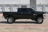 Thumbnail of 2017 Brilliant Black Crystal Pearlcoat RAM 2500