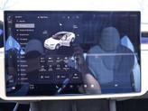 Thumbnail of 2022 Pearl White Multi-Coat Tesla Model S