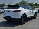 Thumbnail of 2022 Iridescent Pearl Tricoat Chevrolet Blazer