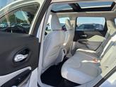 Thumbnail of 2019 Bright White Clearcoat Jeep Cherokee
