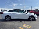 Thumbnail of 2017 Summit White Chevrolet Cruze