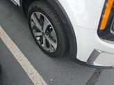 Thumbnail of 2021 Glacial White Pearl Kia Telluride