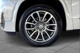 Thumbnail of 2021 White Frost Tricoat GMC Acadia