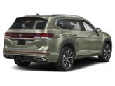 Thumbnail of 2026 Avocado Green Pearl Volkswagen Atlas