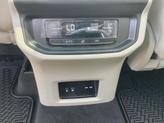 Thumbnail of 2026 silver mist metallic Volkswagen Atlas