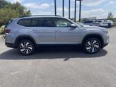 Thumbnail of 2026 silver mist metallic Volkswagen Atlas