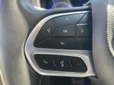 Thumbnail of 2023 Bright White Clearcoat Chrysler Pacifica
