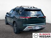 Thumbnail of 2022 Green 2 Tone Nissan Pathfinder