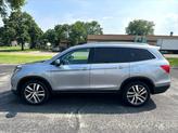 Thumbnail of 2016 Lunar Silver Metallic Honda Pilot