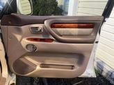Thumbnail of 2002 White Lexus LX 470