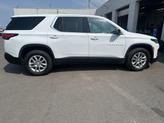 Thumbnail of 2022 Summit White Chevrolet Traverse