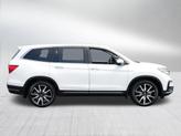 Thumbnail of 2022 Platinum White Pearl Honda Pilot