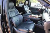 Thumbnail of 2024 Infinite Black Metallic Clearcoat Lincoln Navigator