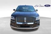 Thumbnail of 2024 Infinite Black Metallic Clearcoat Lincoln Navigator