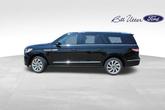 Thumbnail of 2024 Infinite Black Metallic Clearcoat Lincoln Navigator