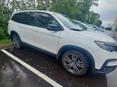 Thumbnail of 2022 Platinum White Pearl Honda Pilot