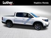 Photo of 2025 Platinum White Pearl Honda Ridgeline