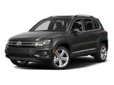 Photo of 2016 Deep Black Pearl Effect Volkswagen Tiguan
