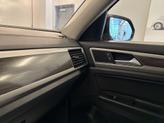 Thumbnail of 2019 Deep Black Pearl Effect Volkswagen Atlas