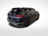 Thumbnail of 2019 Deep Black Pearl Effect Volkswagen Atlas