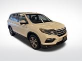 Thumbnail of 2016 White Diamond Pearl Honda Pilot
