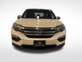 Thumbnail of 2016 White Diamond Pearl Honda Pilot