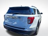 Thumbnail of 2021 Oxford White Ford Explorer