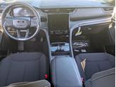 Thumbnail of 2025 Diamond Black Crystal Pearlcoat Jeep Grand Cherokee