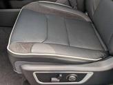 Thumbnail of 2025 Ivory White Tri-Coat Pearlcoat RAM 1500