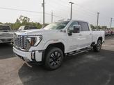 Thumbnail of 2025 Summit White GMC Sierra 2500
