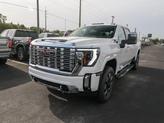 Thumbnail of 2025 Summit White GMC Sierra 2500