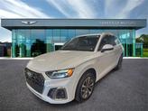 Photo of 2022 White Audi Q5