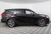 Thumbnail of 2021 Opulent Amber Toyota Highlander
