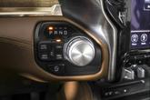 Thumbnail of 2019 Ivory White Tri-Coat Pearlcoat RAM 1500