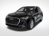 Photo of 2025 Mythos Black Metallic Audi Q3