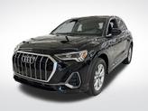 Photo of 2025 Mythos Black Metallic Audi Q3