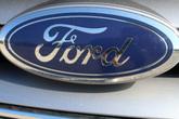 Thumbnail of 2016 Ruby Red Metallic Tinted Clearcoat Ford Edge