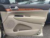 Thumbnail of 2011 White Gold Clearcoat Jeep Grand Cherokee