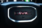 Thumbnail of 2022 Onyx Black GMC Yukon XL