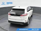 Thumbnail of 2021 White Ford Edge
