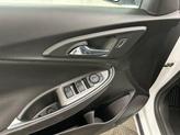 Thumbnail of 2022 Summit White Chevrolet Malibu