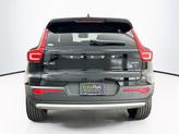 Thumbnail of 2024 Onyx Black Metallic Volvo XC40